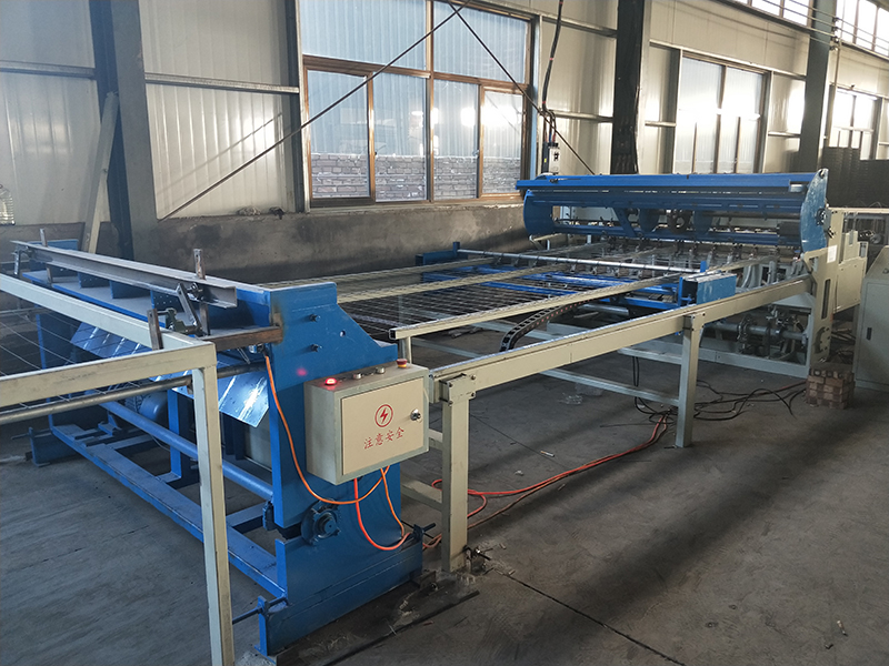 全自動焊網(wǎng)機(jī)